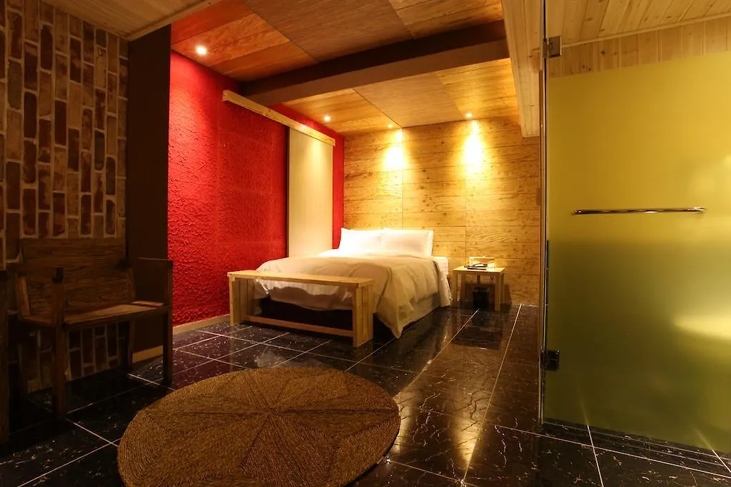 Eco Hotel Gimpo 2*,  South Korea